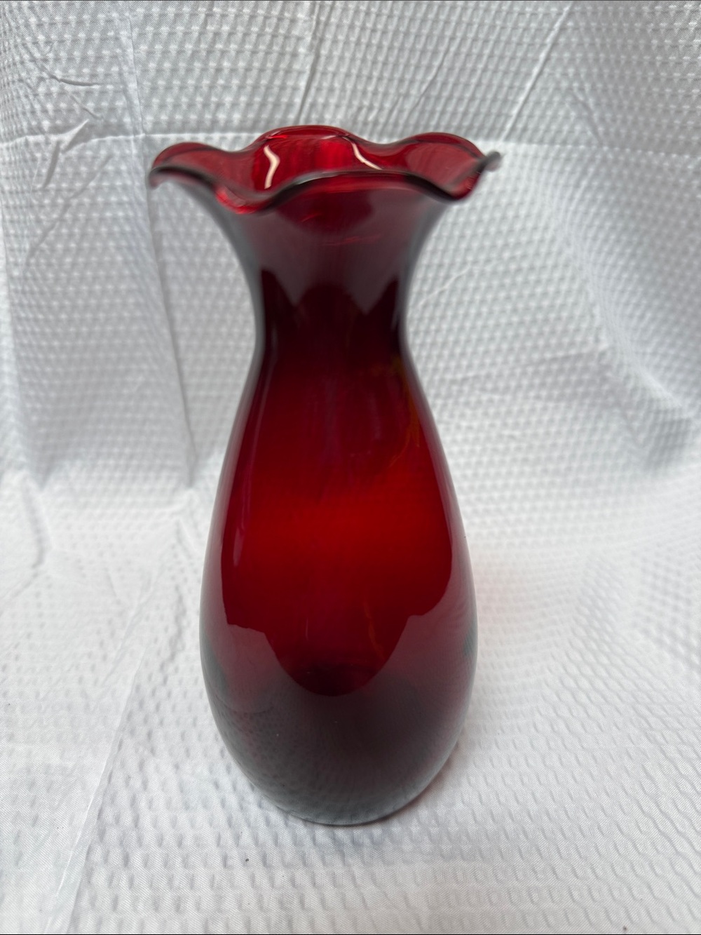 Vintage Anchor Hocking Royal Ruby Red Glass Vase 7” Ruffled Rim
